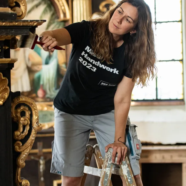 Kirchenmalerin Maren Kogge